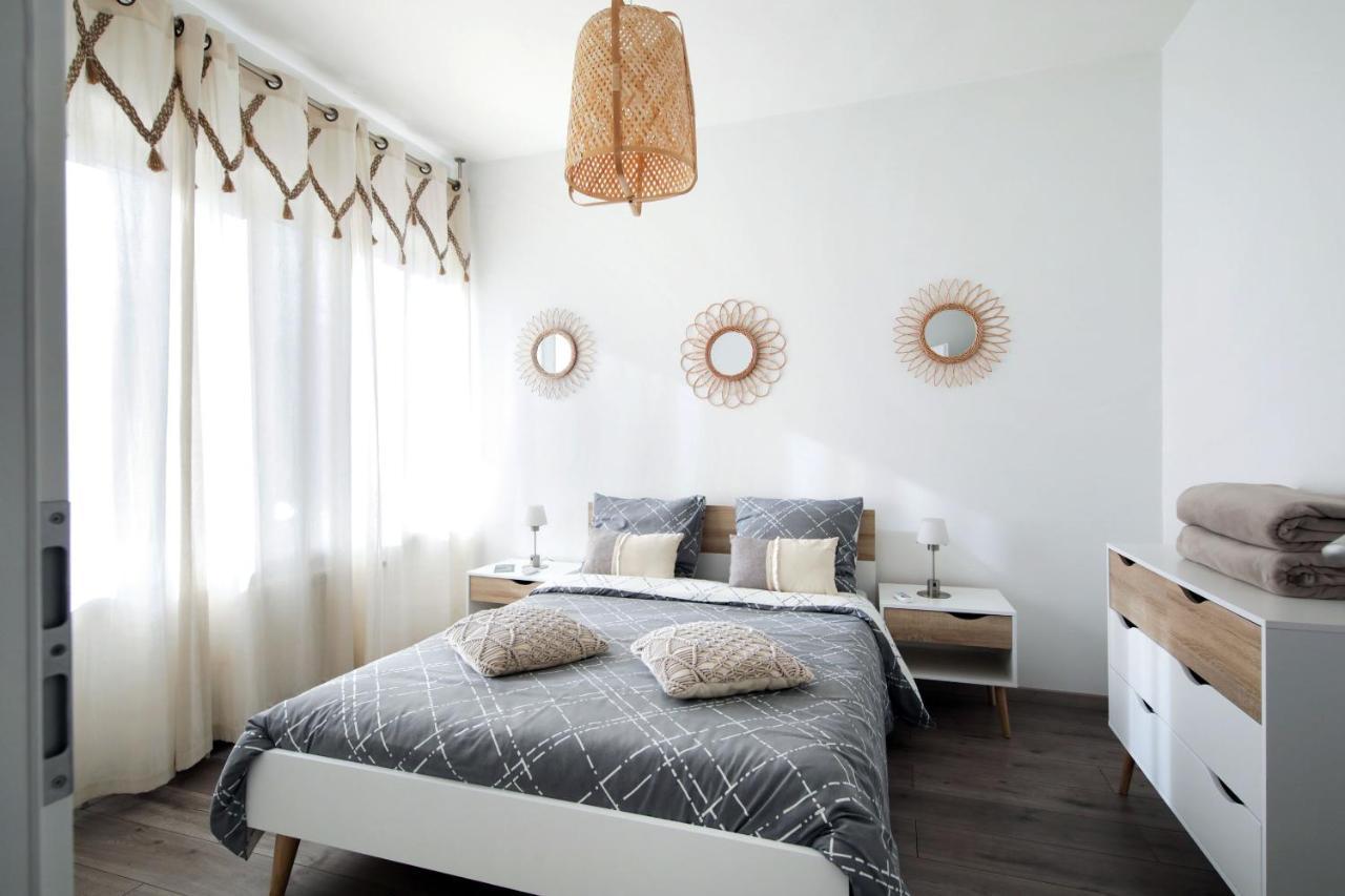 L'Instant T 4* Balneo, Sauna Et Parking Prive กอลมาร์ ภายนอก รูปภาพ